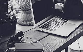 01.你关注娱乐新闻的原因是什么？