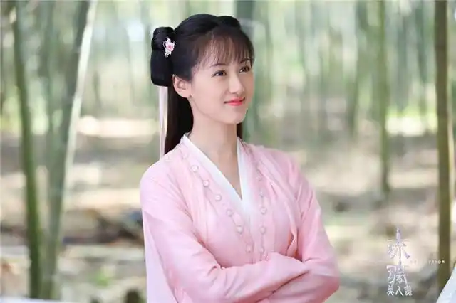 古装剧女主角颜值高 孙怡刘亦菲杨幂演技对比 袁冰妍赵露思鞠婧祎网剧女主竞争格局_2016古装女明星