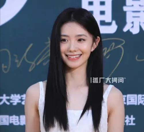 明星背后交易内幕_娱乐圈潜规则曝光_女明星被污